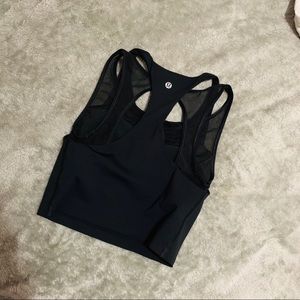 Lululemon black crop top with built in bra 🖤